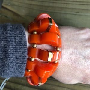 Vintage Bakelite stretch bracelet